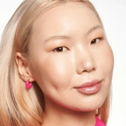 essence Highlighter><noscript><img width=