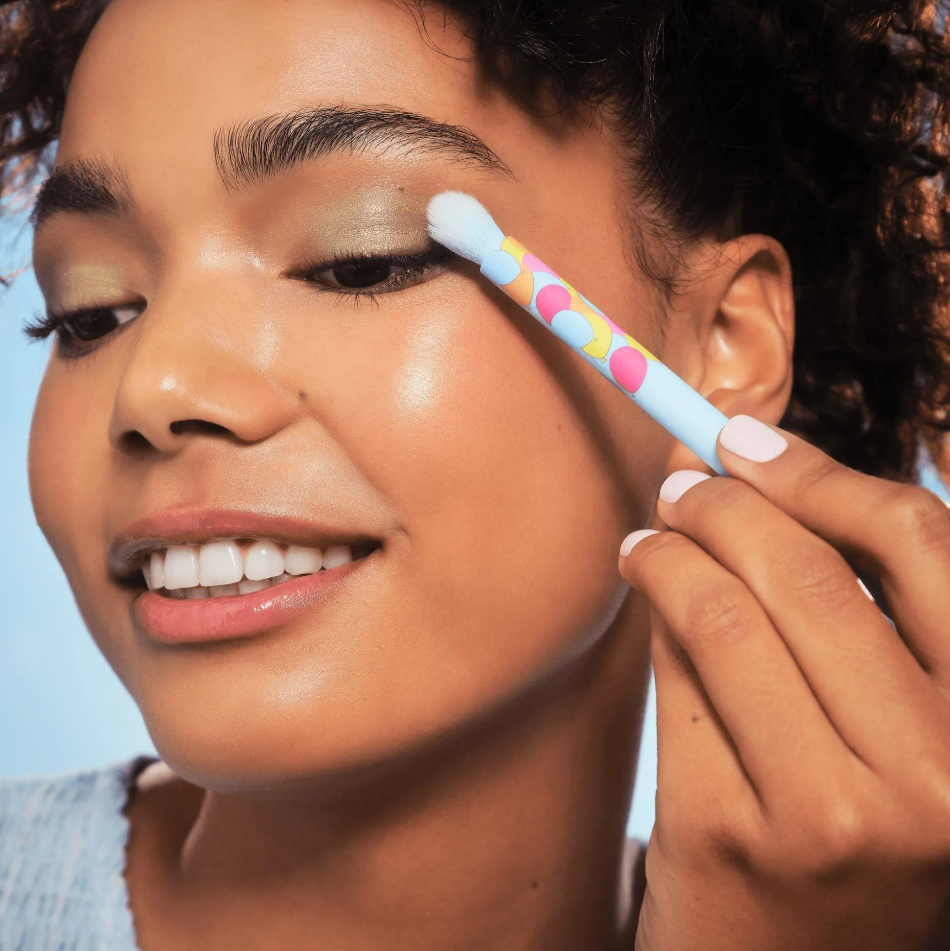 essence Pinsel & Tools>Disney Pixar Up eyeshadow brush