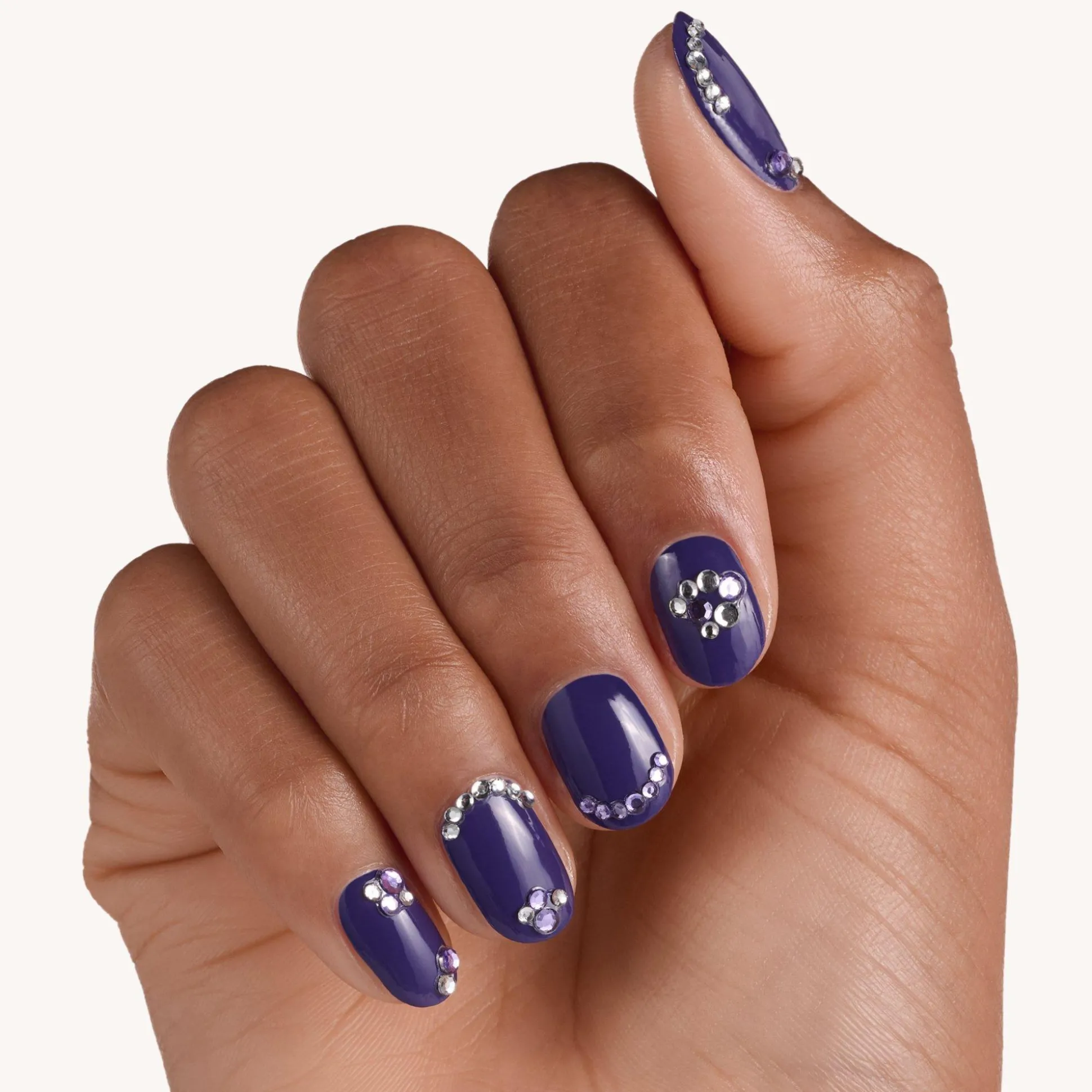 essence Nail Art>3D NAIL JEWELS 01 - future reality