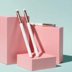 essence Pinsel & Tools><noscript><img width=