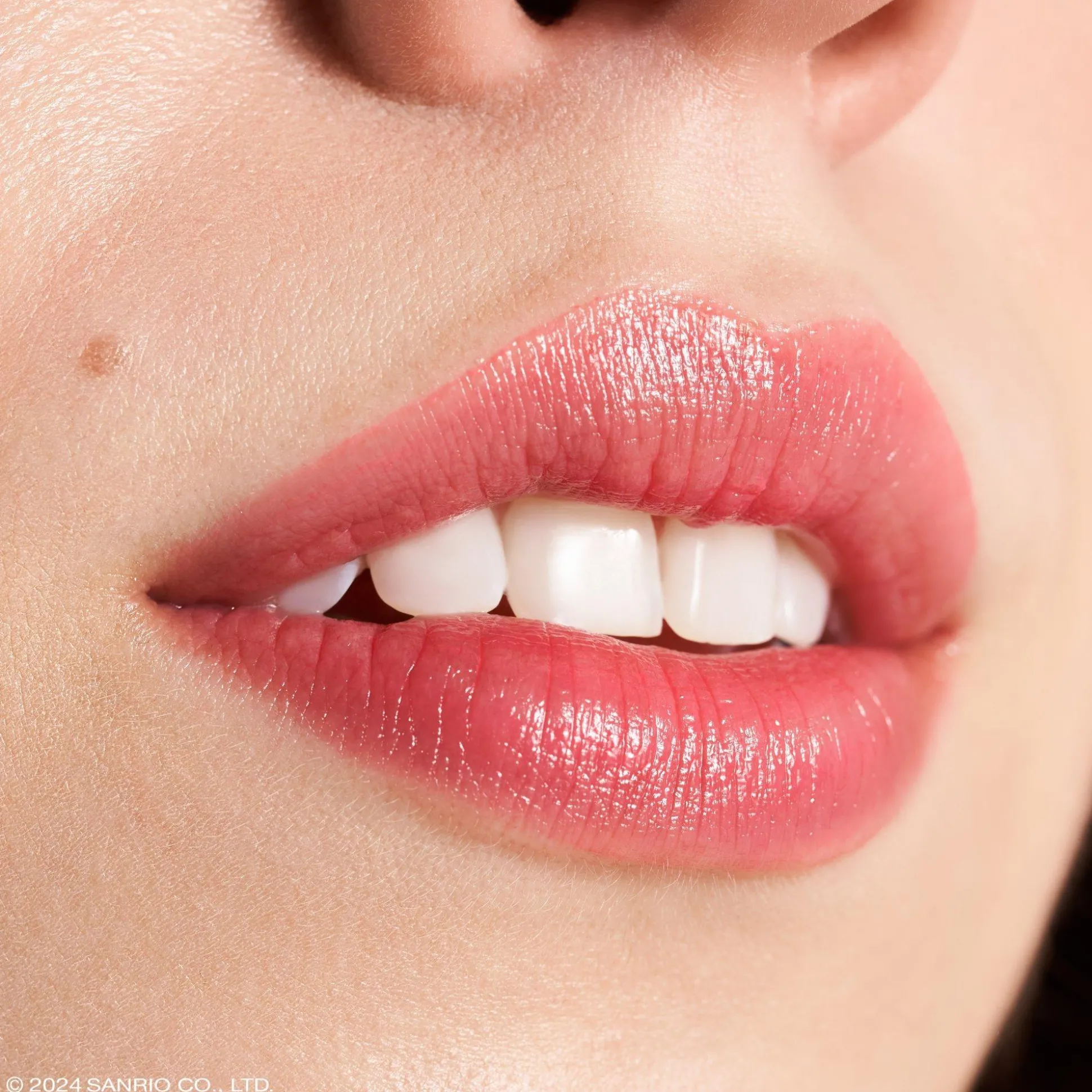 essence Lippenstift>Hello Kitty caring sheer lipstick