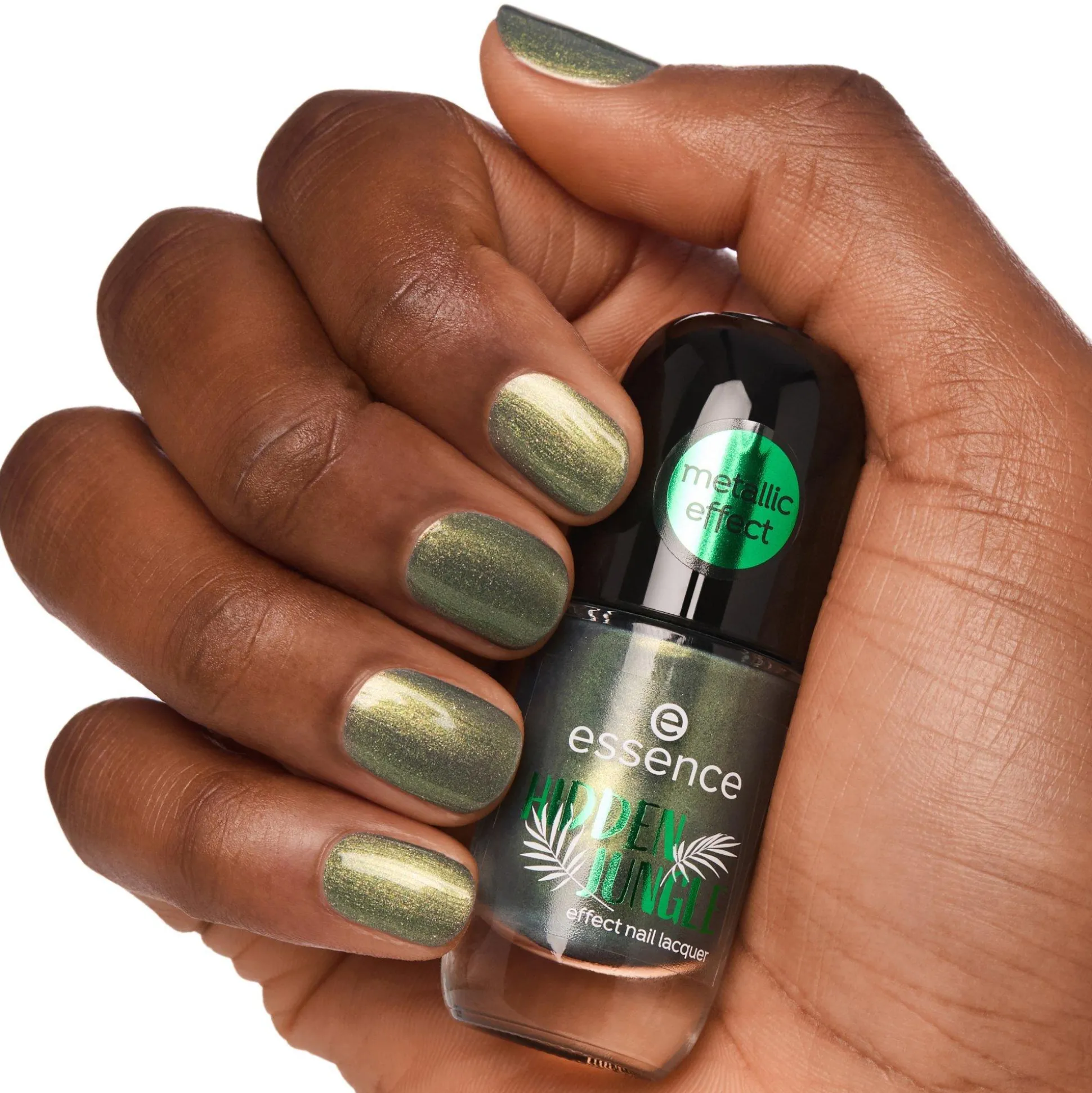 essence Nagellack>HIDDEN JUNGLE effect nail lacquer 06 - Magical Emerald