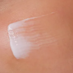 essence Primer & Fixingsprays><noscript><img width=