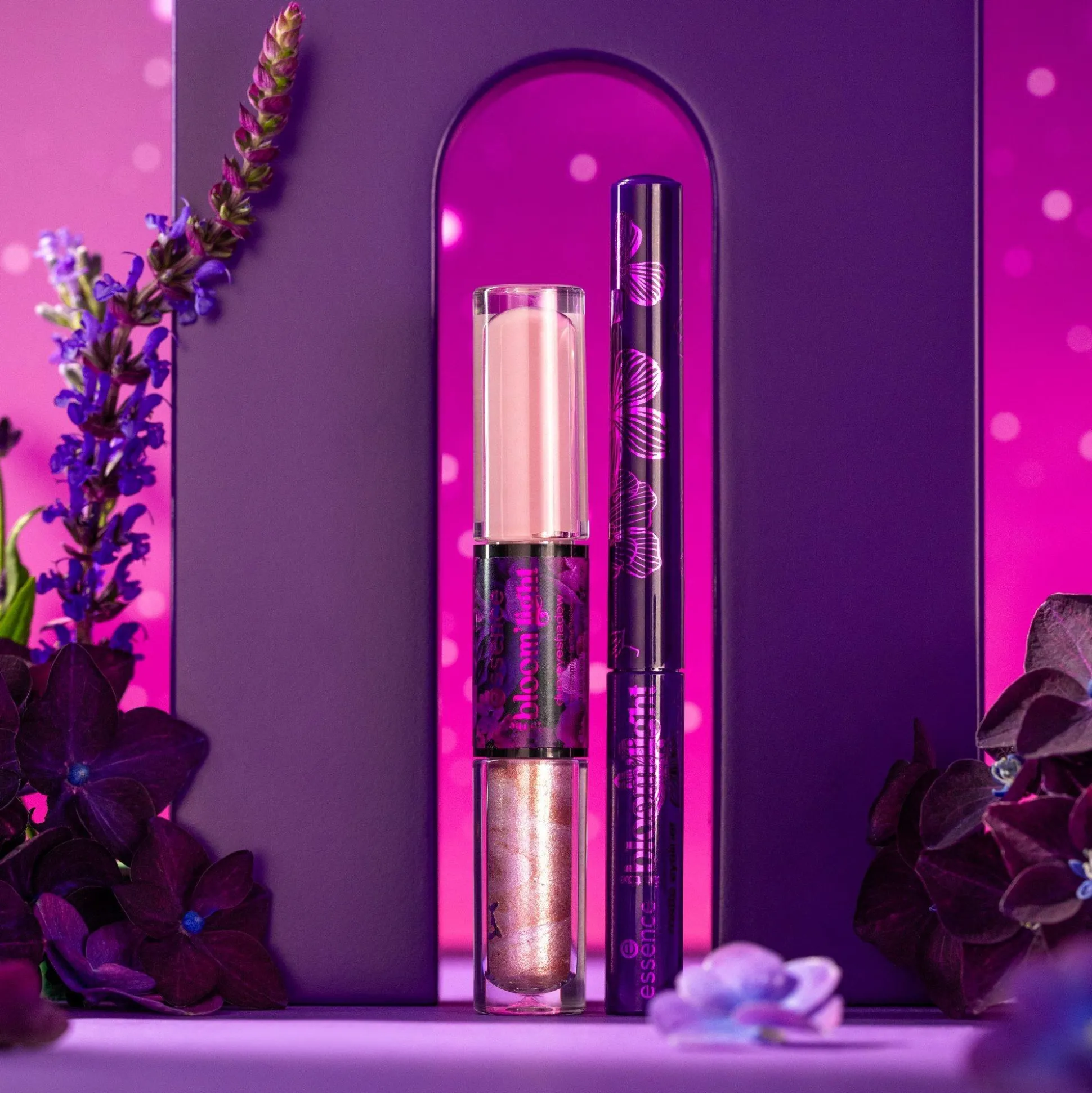 essence Eyeliner & Kajal>in the bloom'light matte eyeliner