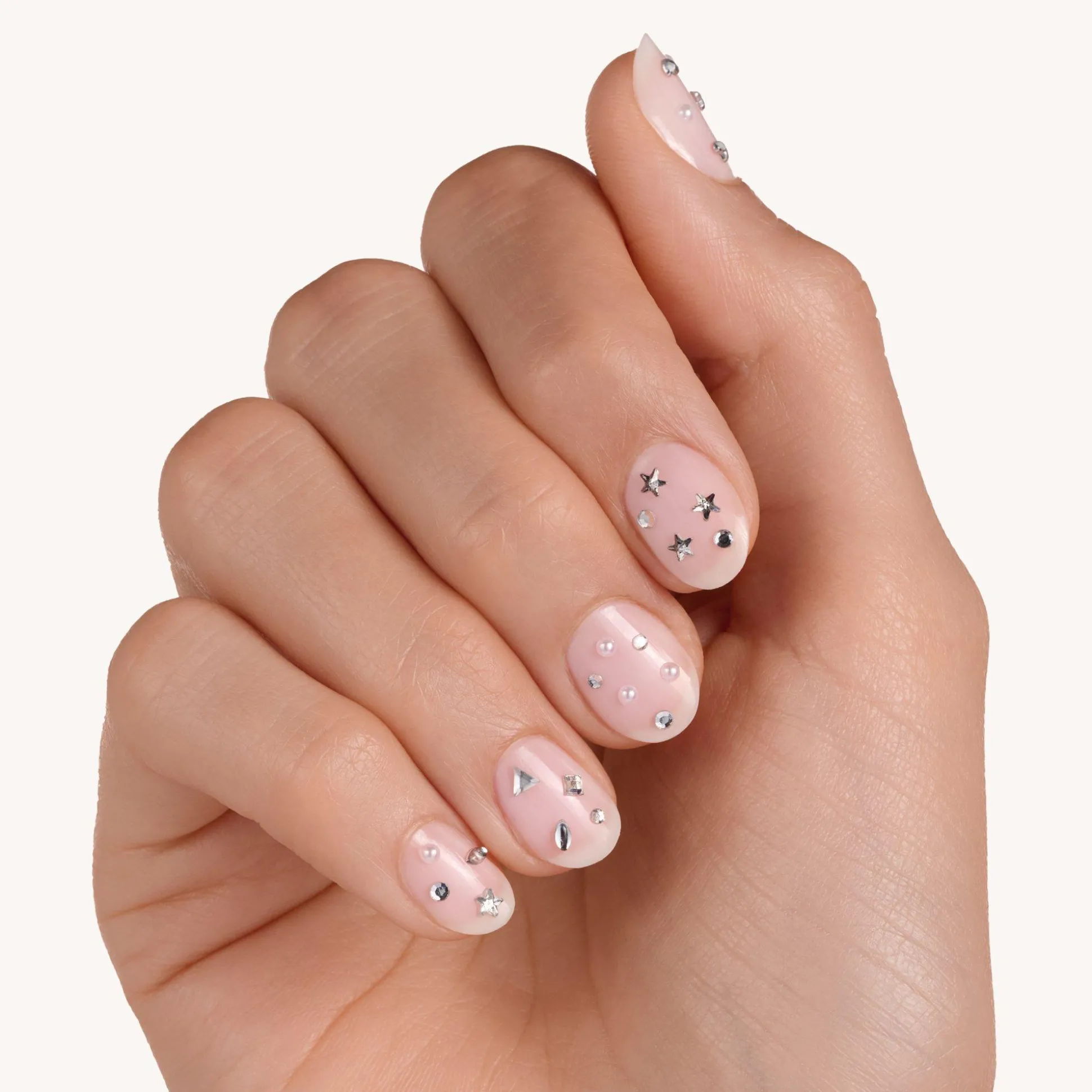 essence Nail Art>It's a BLING THING nail sticker