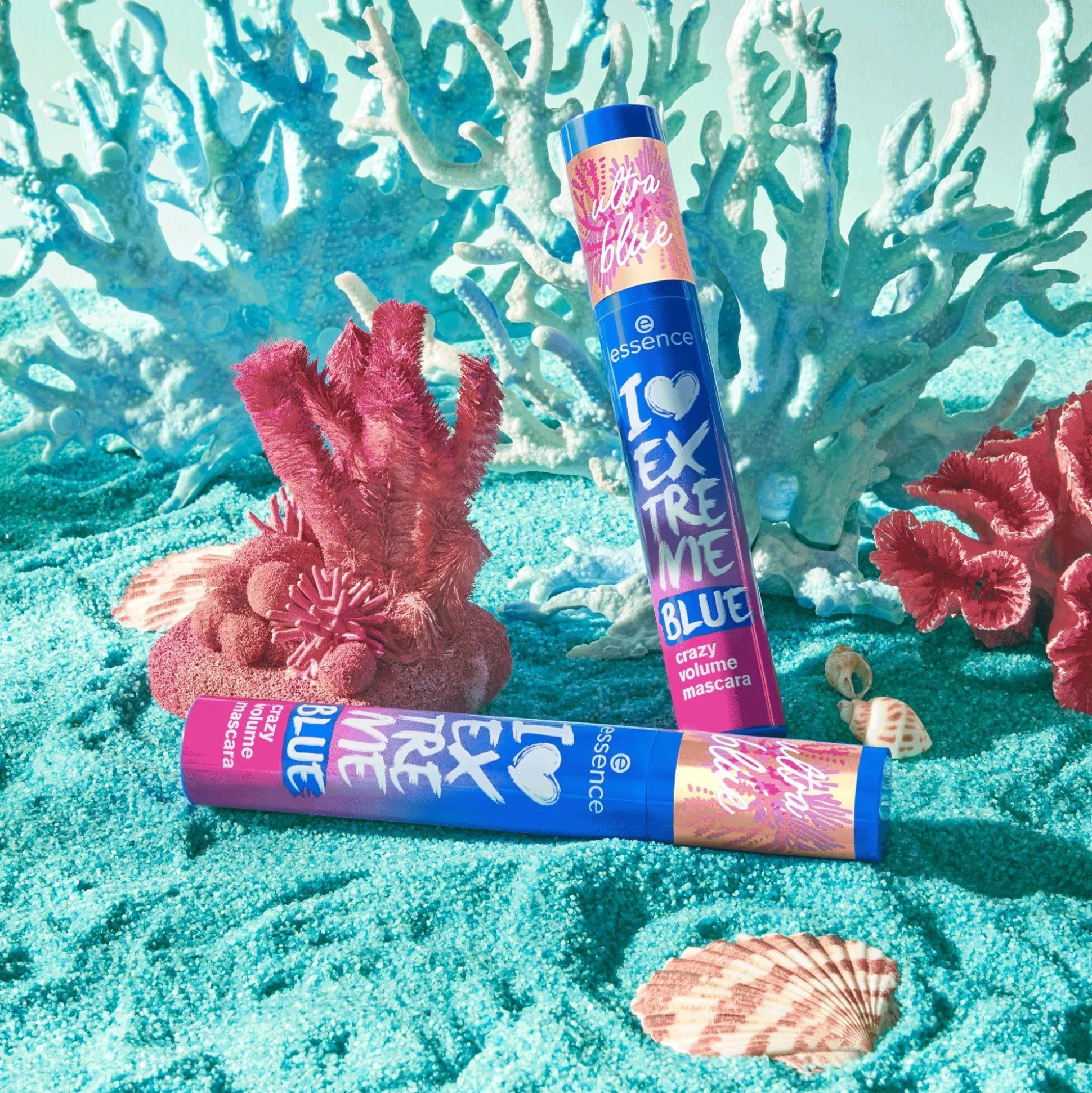 essence Mascara>live LIFE in CORAL I LOVE EXTREME BLUE crazy volume mascara