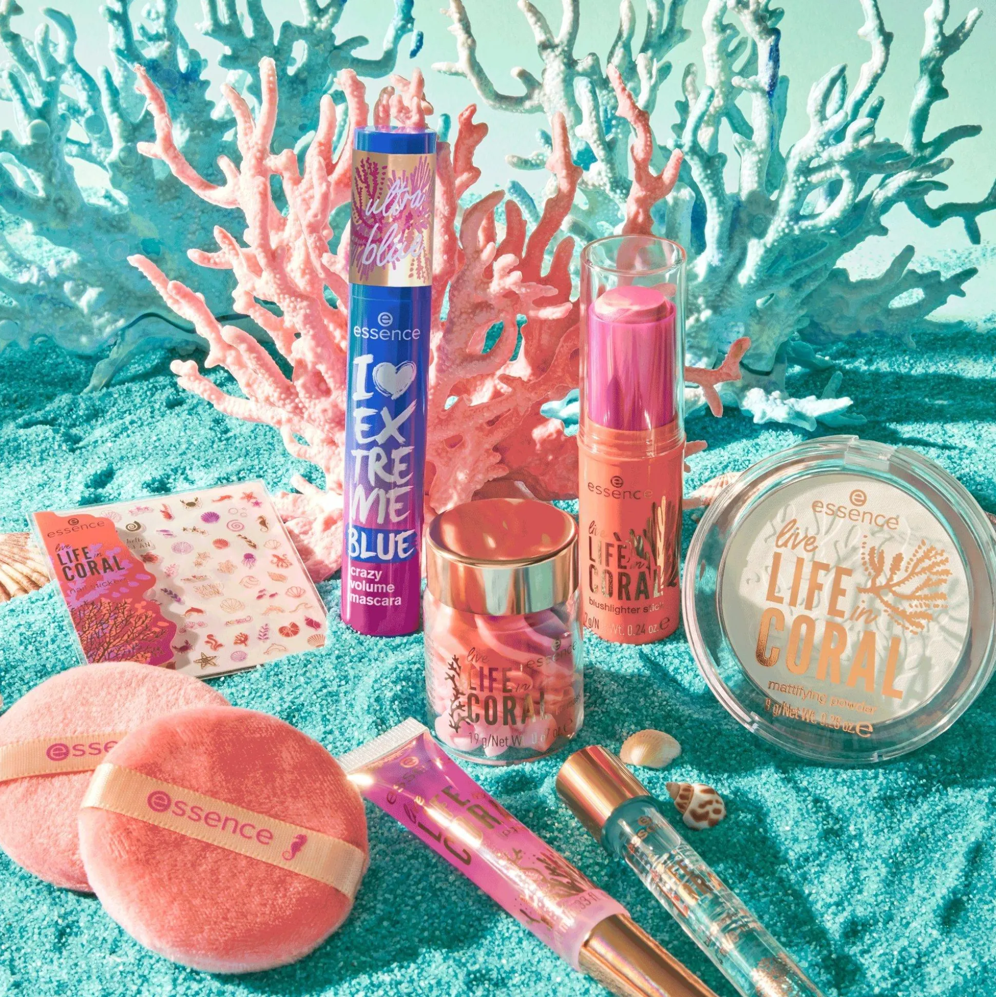essence Mascara>live LIFE in CORAL I LOVE EXTREME BLUE crazy volume mascara