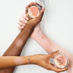 essence Highlighter|Blush><noscript><img width=