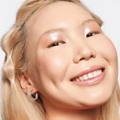 essence Foundation><noscript><img width=