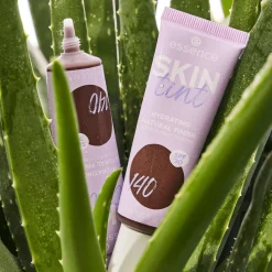 essence Foundation><noscript><img width=
