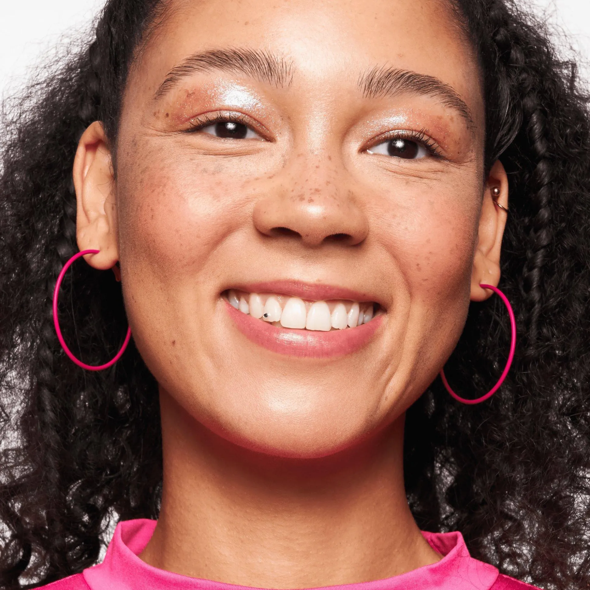 essence Foundation>SKIN tint 40 -