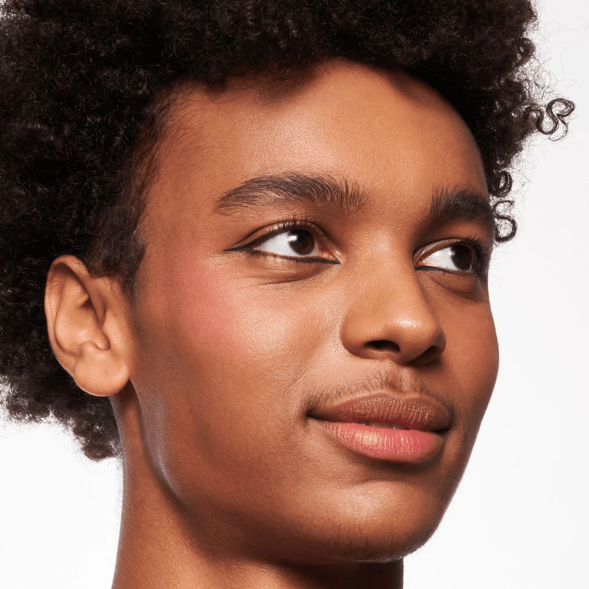 essence Foundation>SKIN tint 80 -