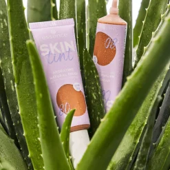 essence Foundation><noscript><img width=