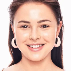 essence Foundation><noscript><img width=