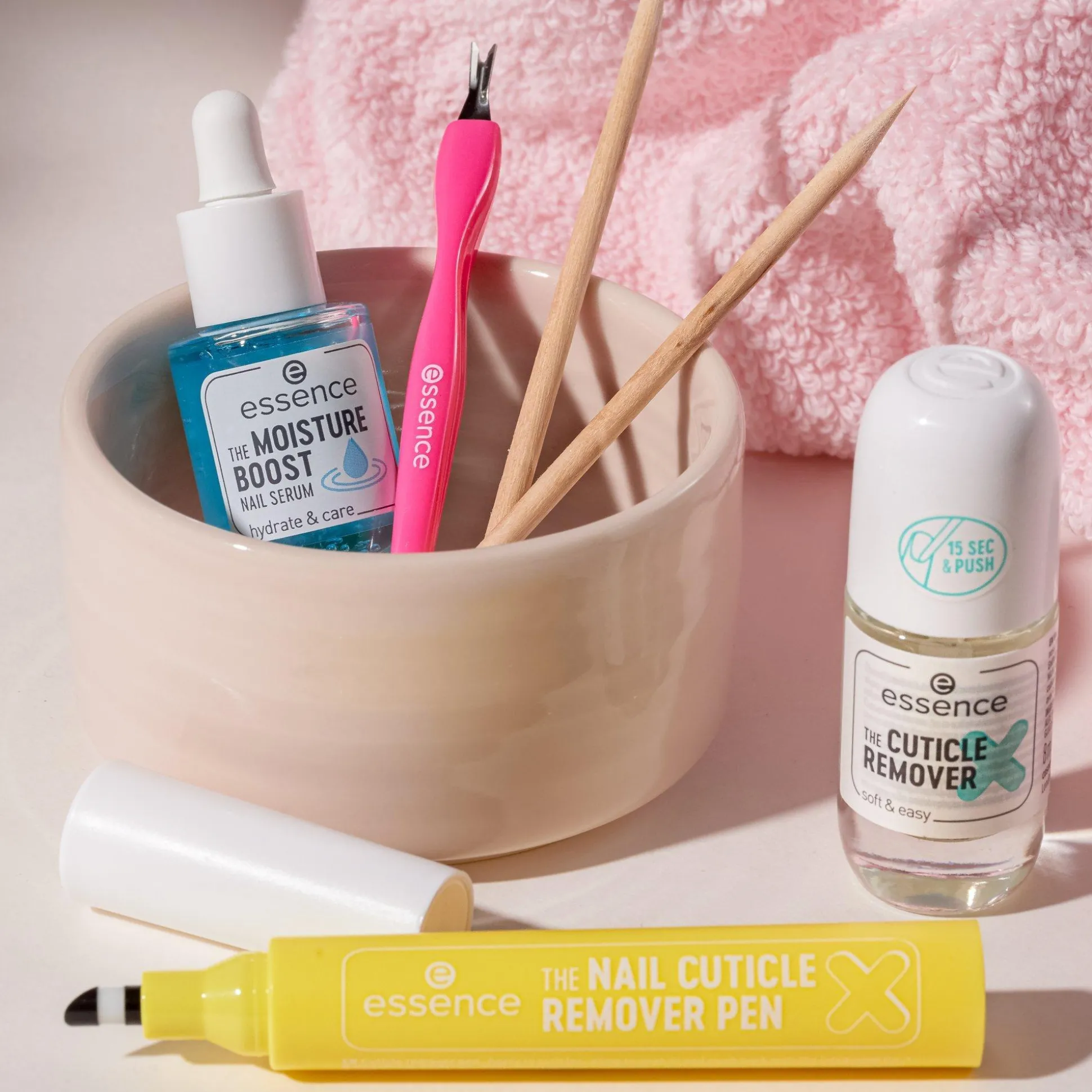 essence Nagelpflege>THE CUTICLE TRIMMER