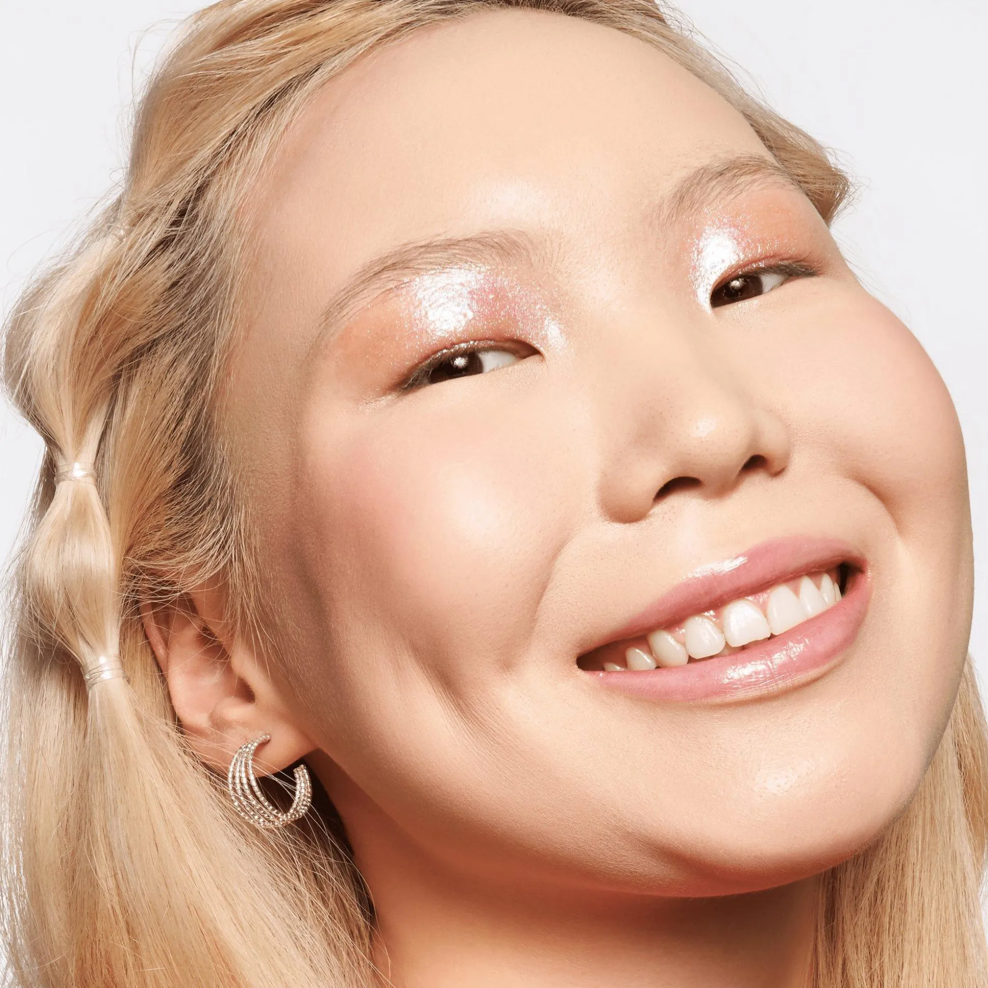 essence Lippenpflege>the SUPER BALM glossy lip treatment
